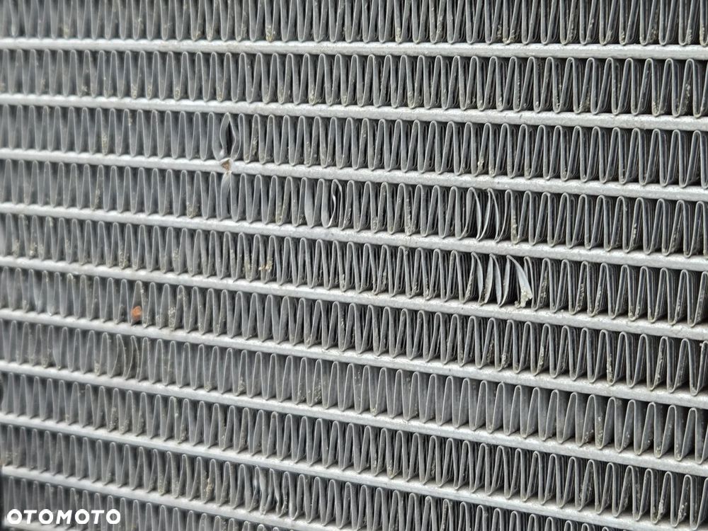 CHLODNICA  TGB BLADE 425 - 9