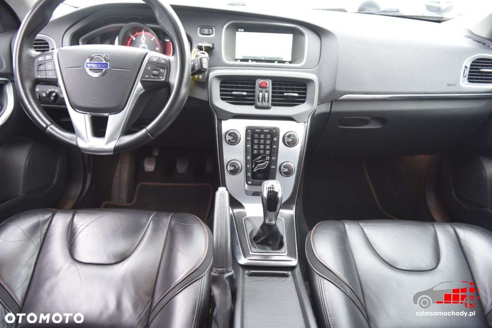 Volvo V40 - 23