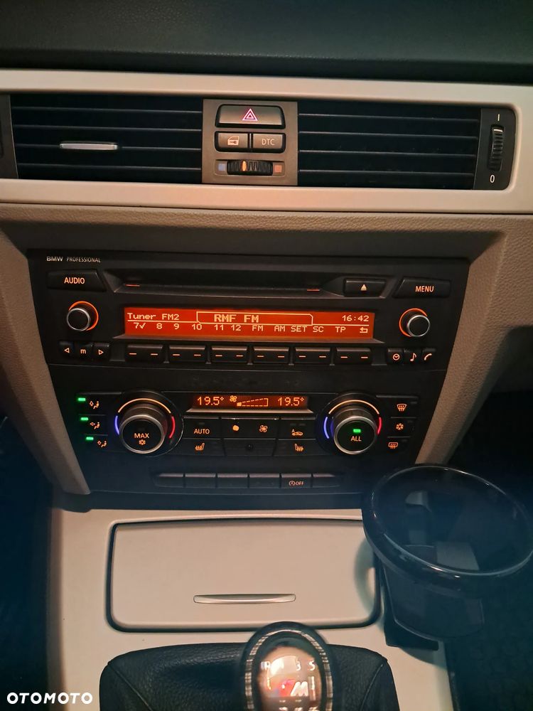 BMW Seria 3 318d - 8