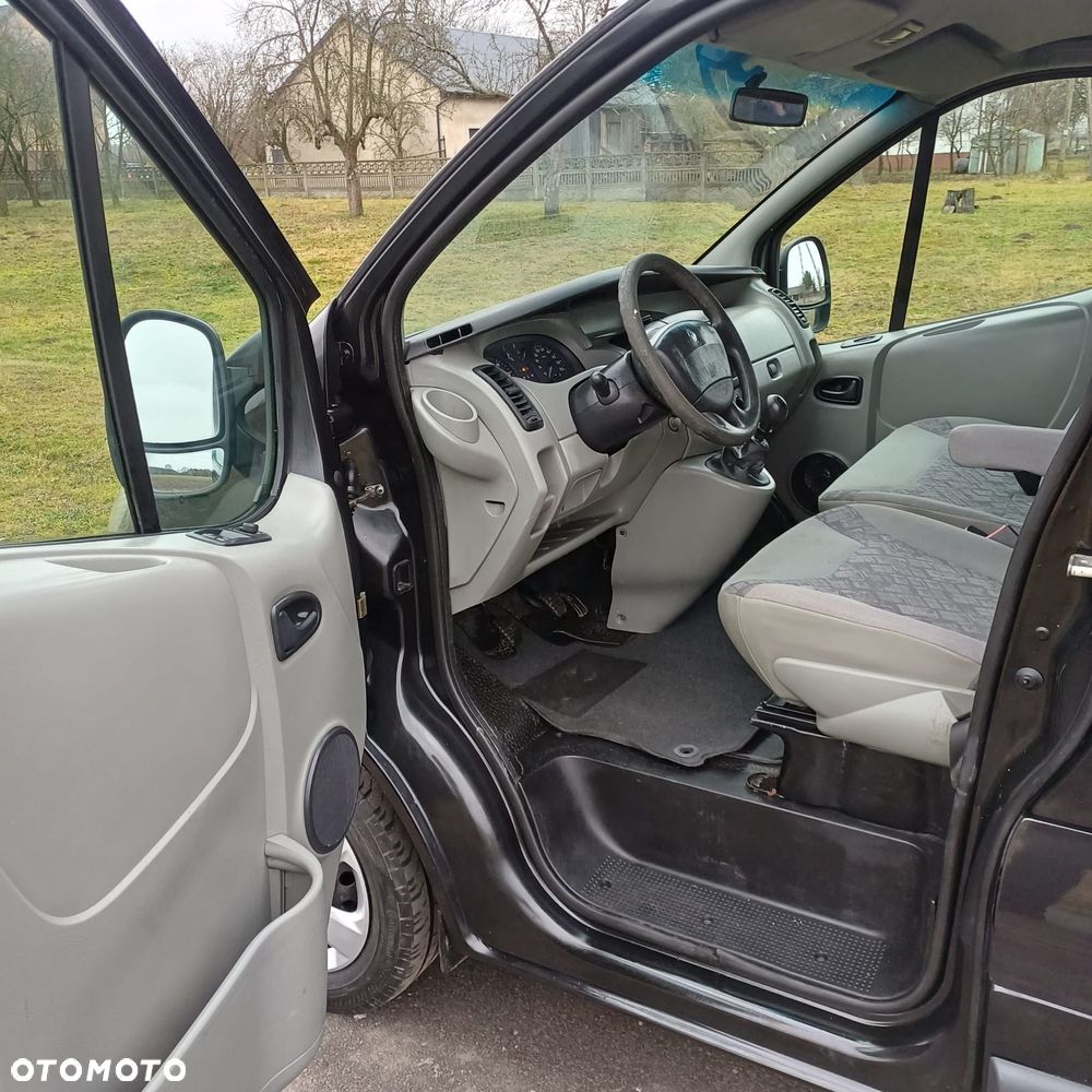 Renault Trafic - 10