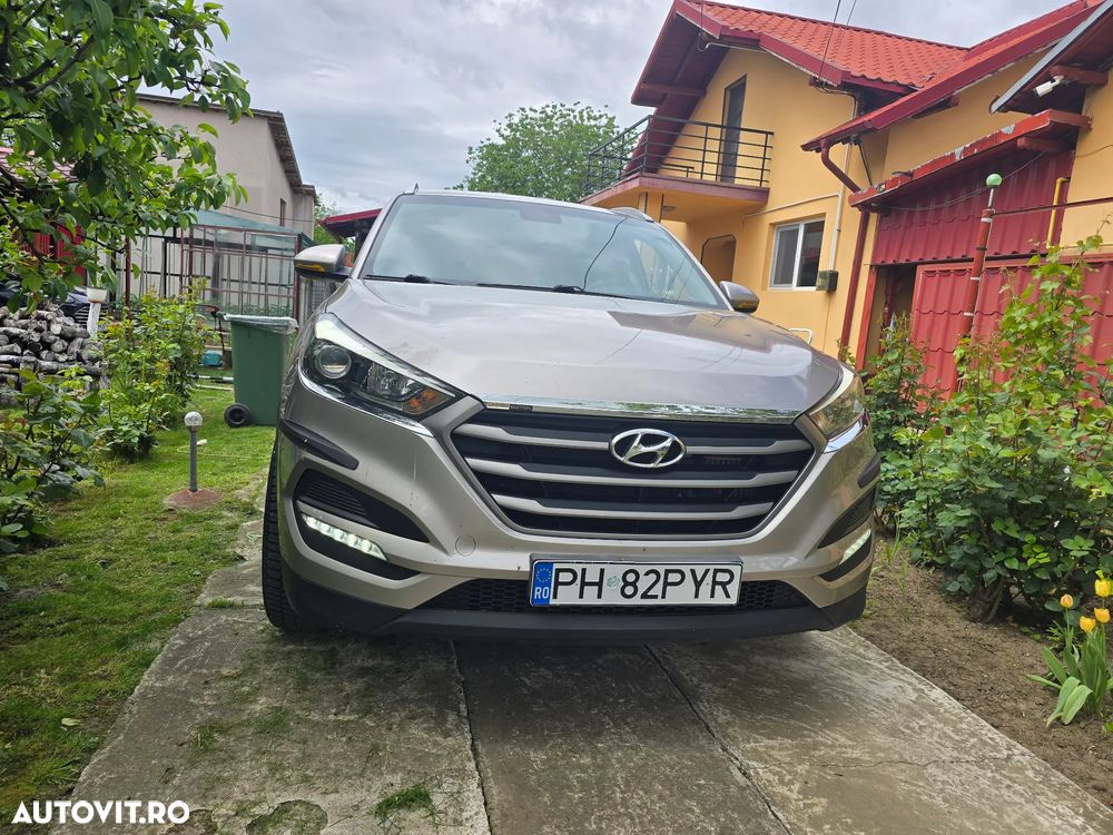 Hyundai Tucson - 2