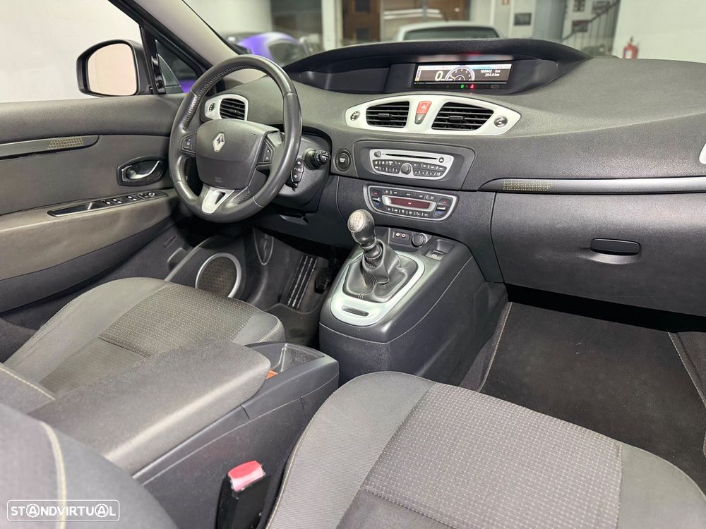 Renault Grand Scénic 1.5 dCi Dynamique S 7L - 23