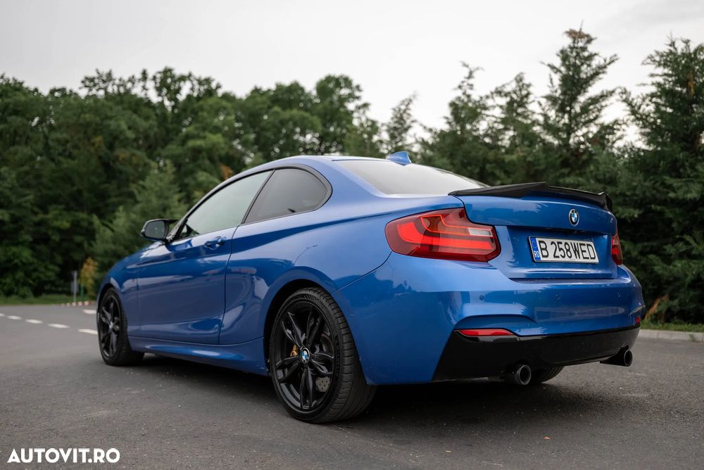 BMW M2 M235i xDrive AT - 11