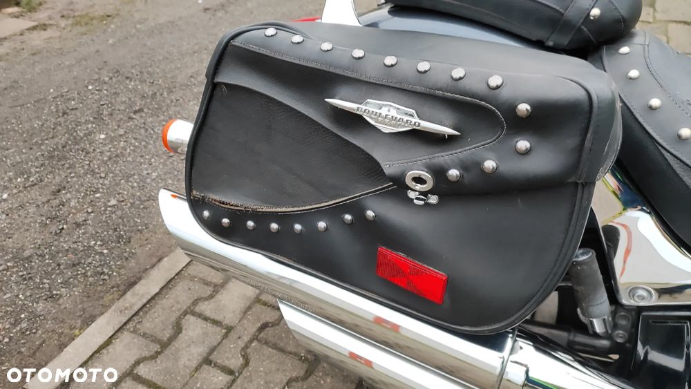Suzuki Boulevard - 17