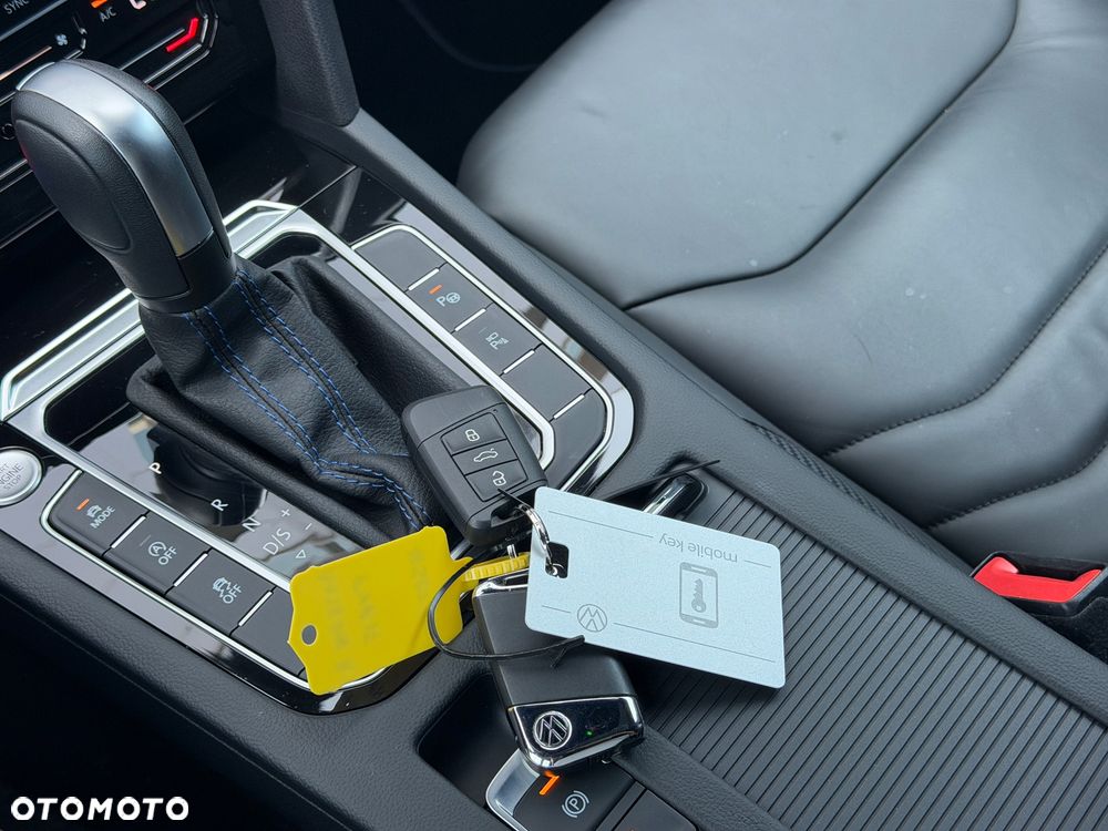 Volkswagen Arteon 2.0 TSI 4Motion R DSG - 38
