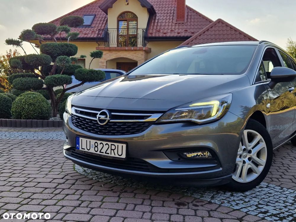 Opel Astra 1.6 CDTI Sports Tourer Active - 11