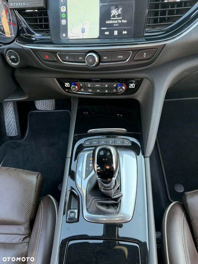 Opel Insignia 2.0 T 4x4 Exclusive S&S - 21