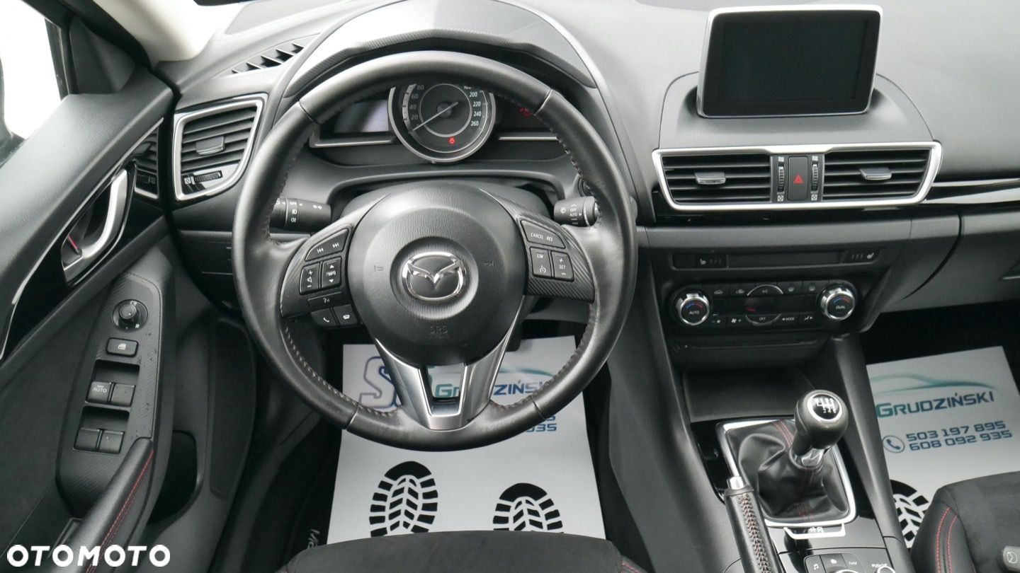 Mazda 3 - 8