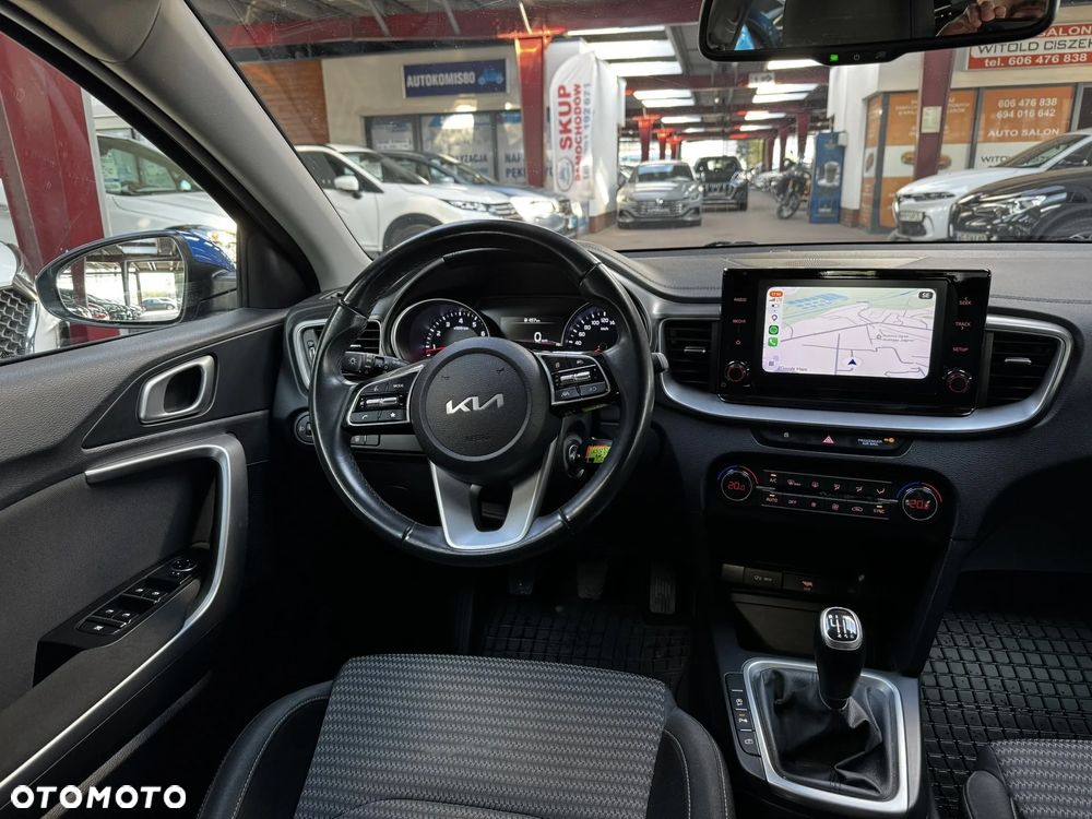Kia Ceed 1.5 T-GDI M - 12