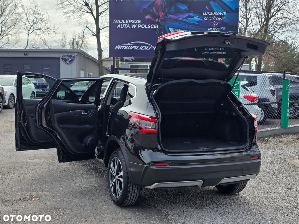 Nissan Qashqai 1.6 DCi N-Connecta - 9