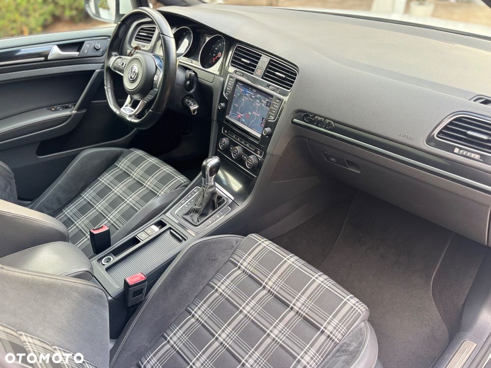 Volkswagen Golf VII 2.0 TDI BMT GTD DSG - 19