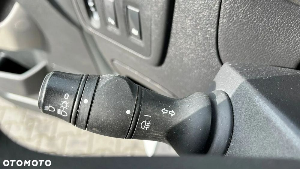 Renault Master - 25