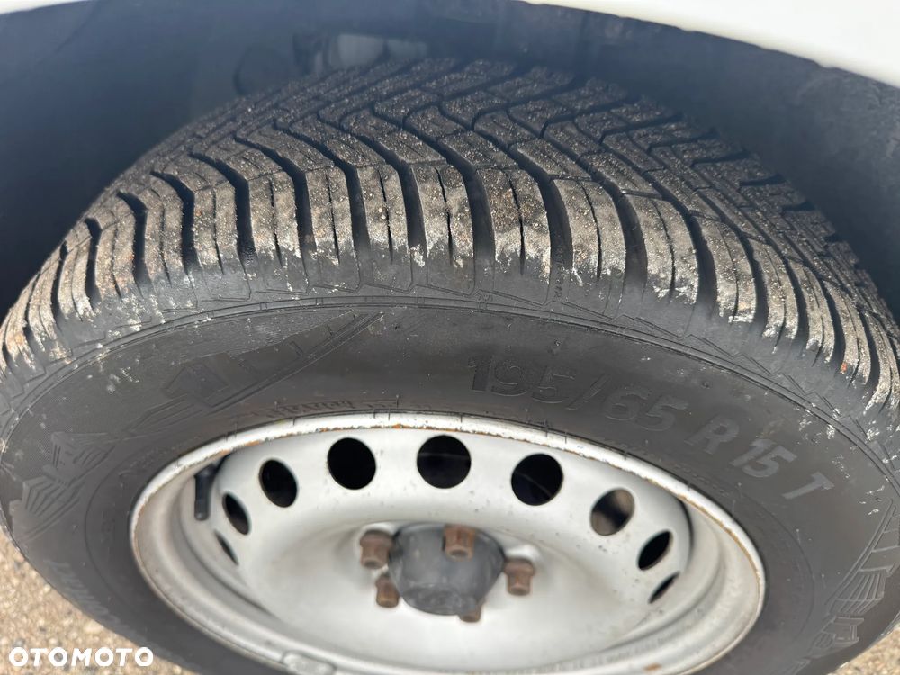 Renault KANGOO*100%ORYGINAŁ*PEŁNY SERWIS DEALERA*BARDZO ZADBANY - 19