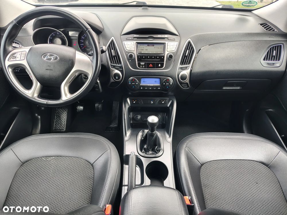 Hyundai ix35 2.0 2WD Style - 17