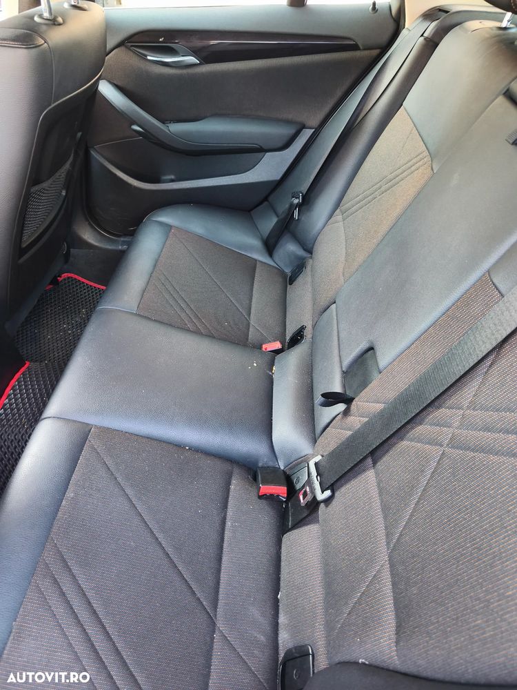 BMW X1 xDrive18d - 9