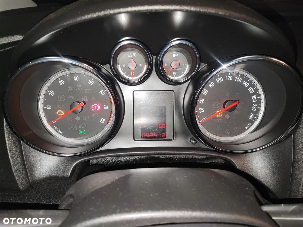 Opel Astra 1.6 Essentia - 7