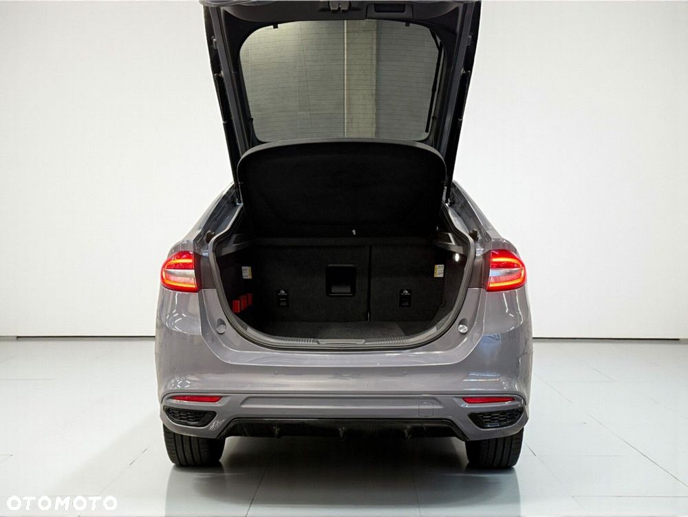 Ford Mondeo 1.5 EcoBoost ST-Line X - 11