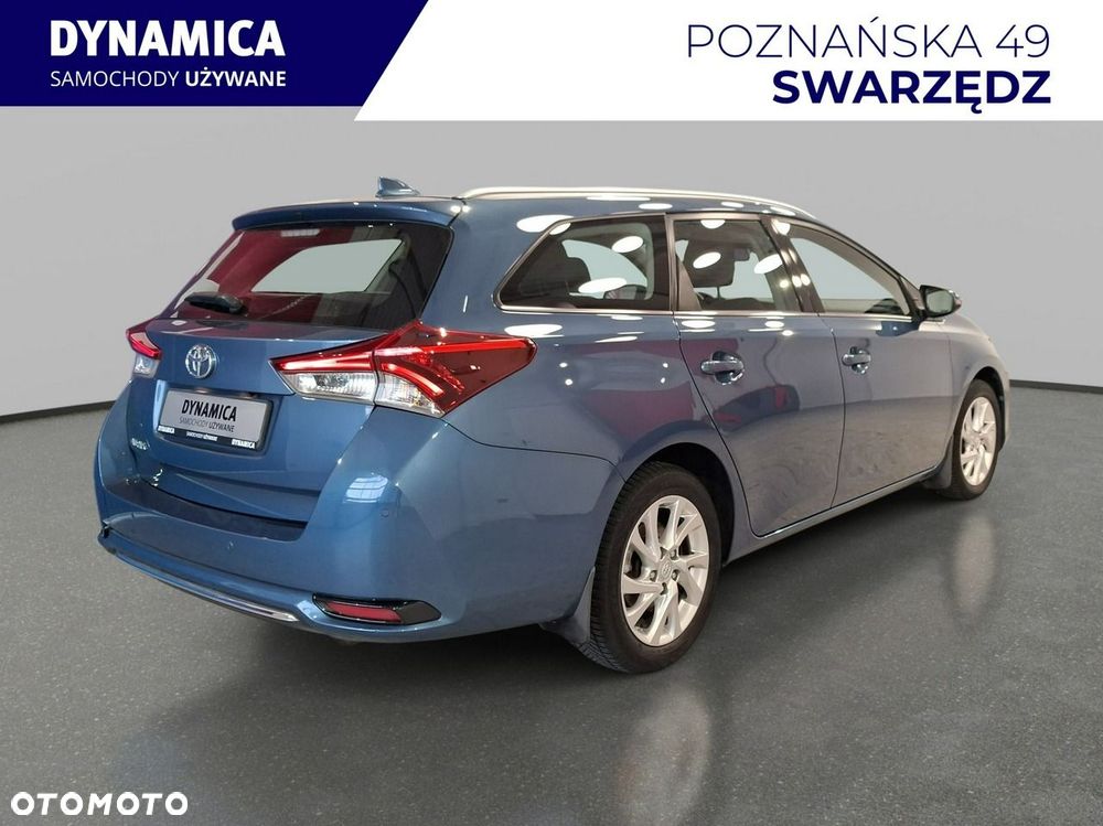 Toyota Auris - 8