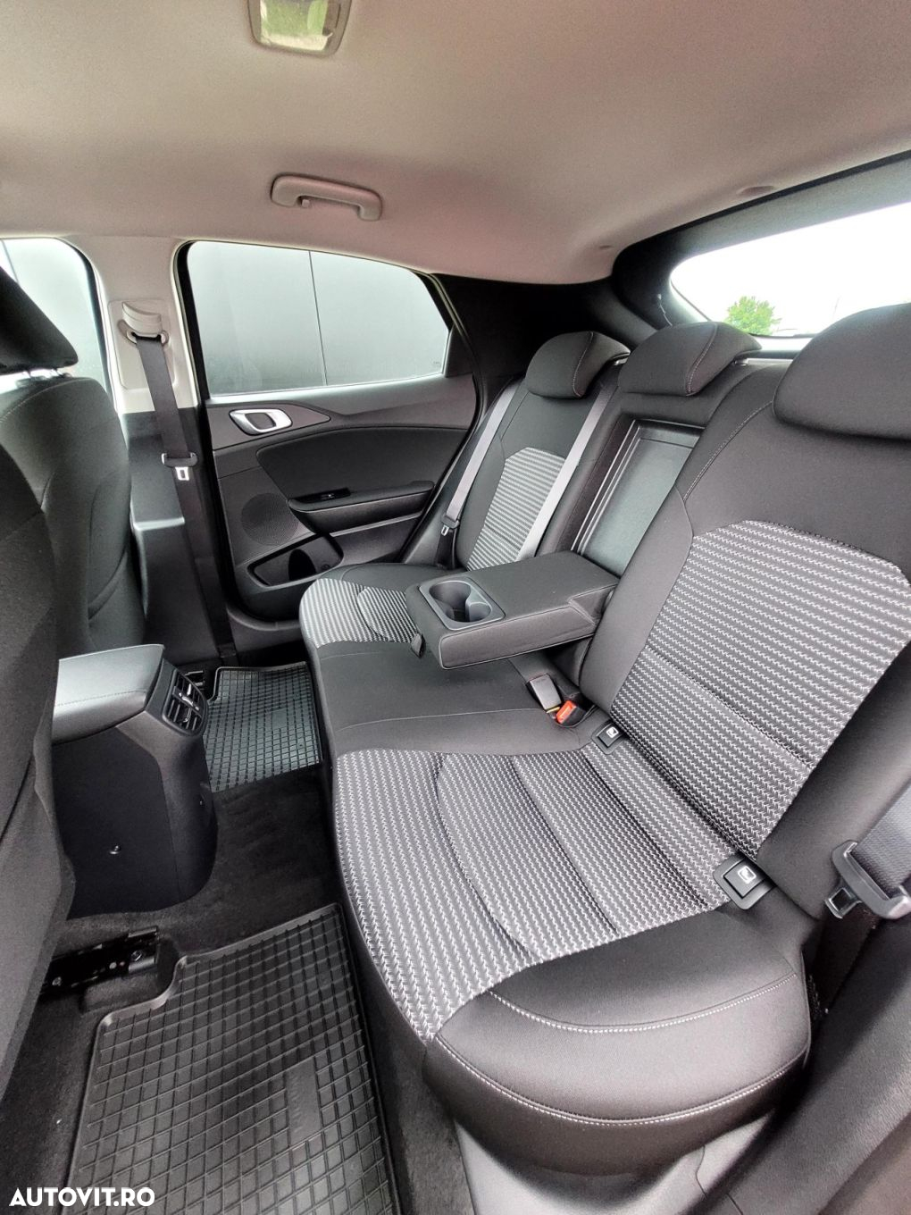 Kia XCeed - 20