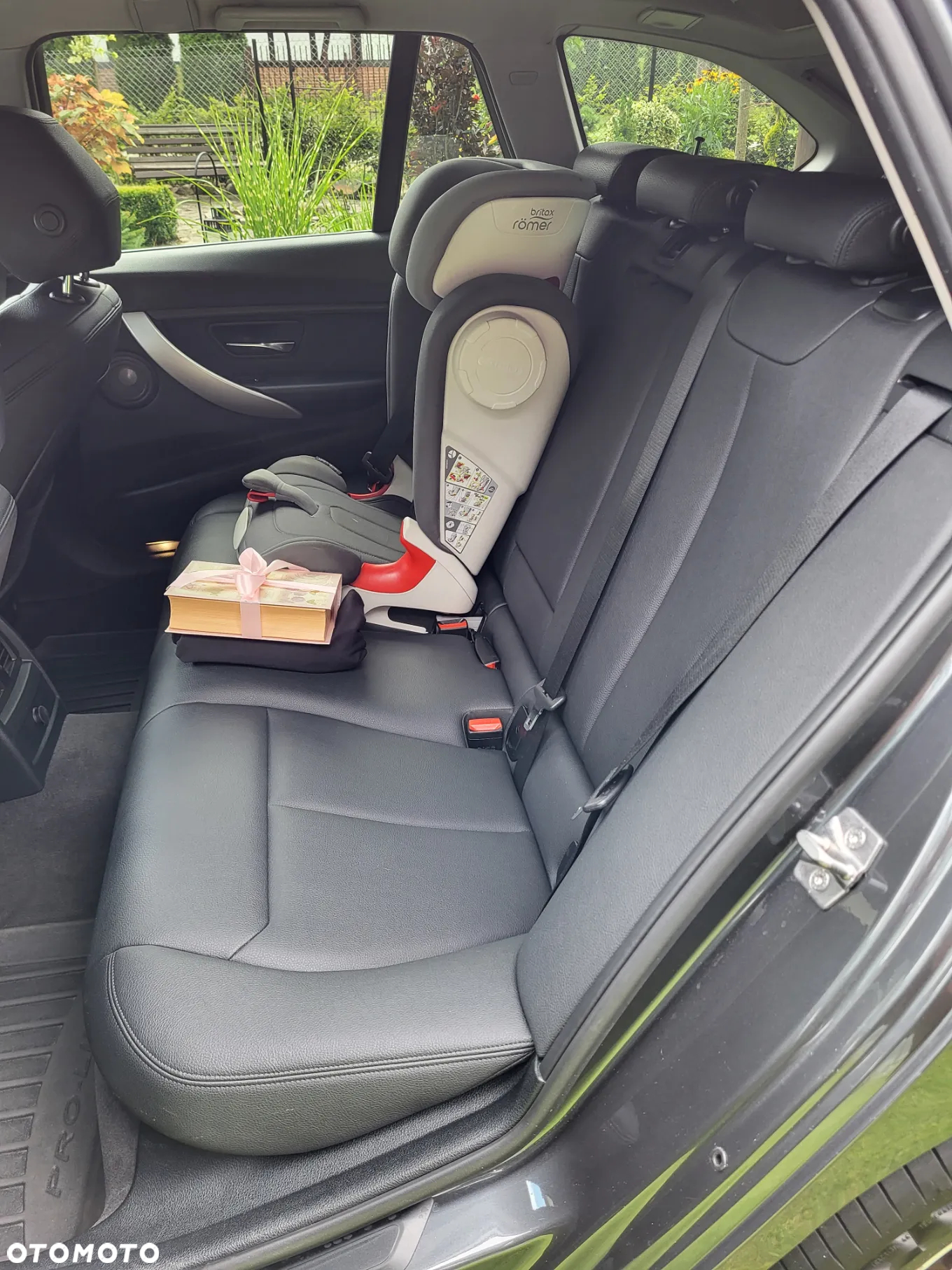 BMW Seria 3 318d Touring - 22