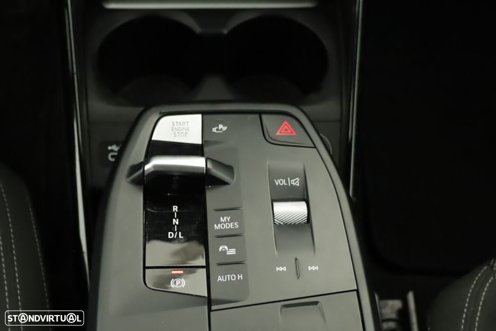 BMW 218 Active Tourer i Auto - 14