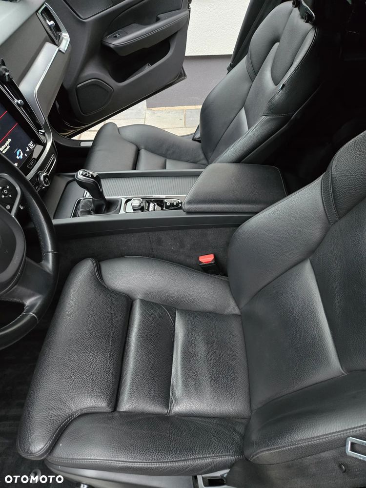Volvo V60 - 36