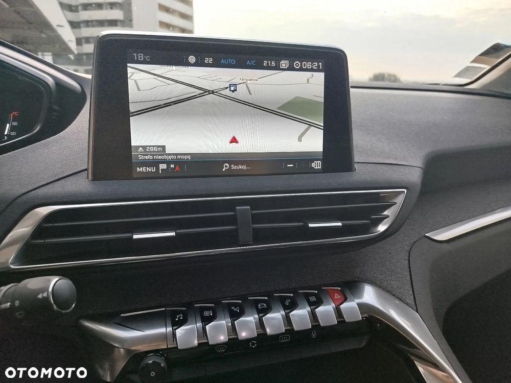 Peugeot 3008 BlueHDi 130 Stop & Start EAT8 Allure Business-Paket - 24