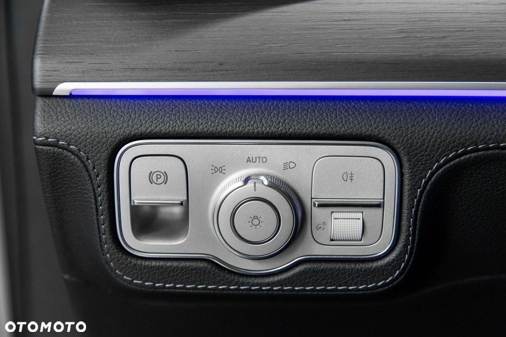 Mercedes-Benz GLE - 29