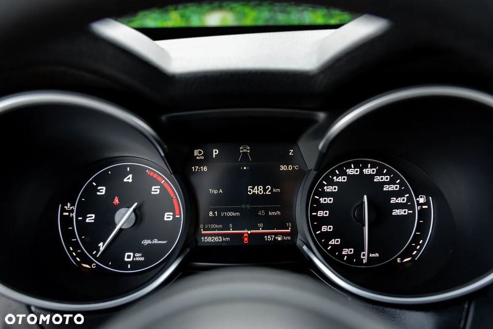 Alfa Romeo Stelvio 2.2 16V AT8-Q4 Executive - 38