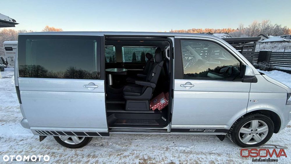 Volkswagen Multivan - 16