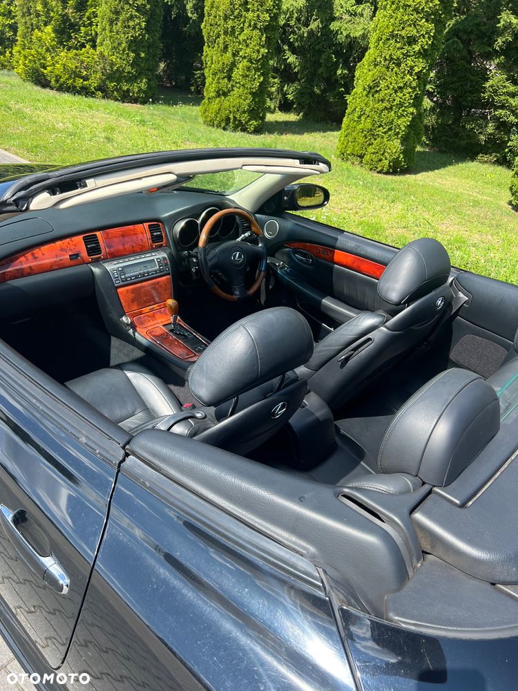 Lexus SC Prestige - 11