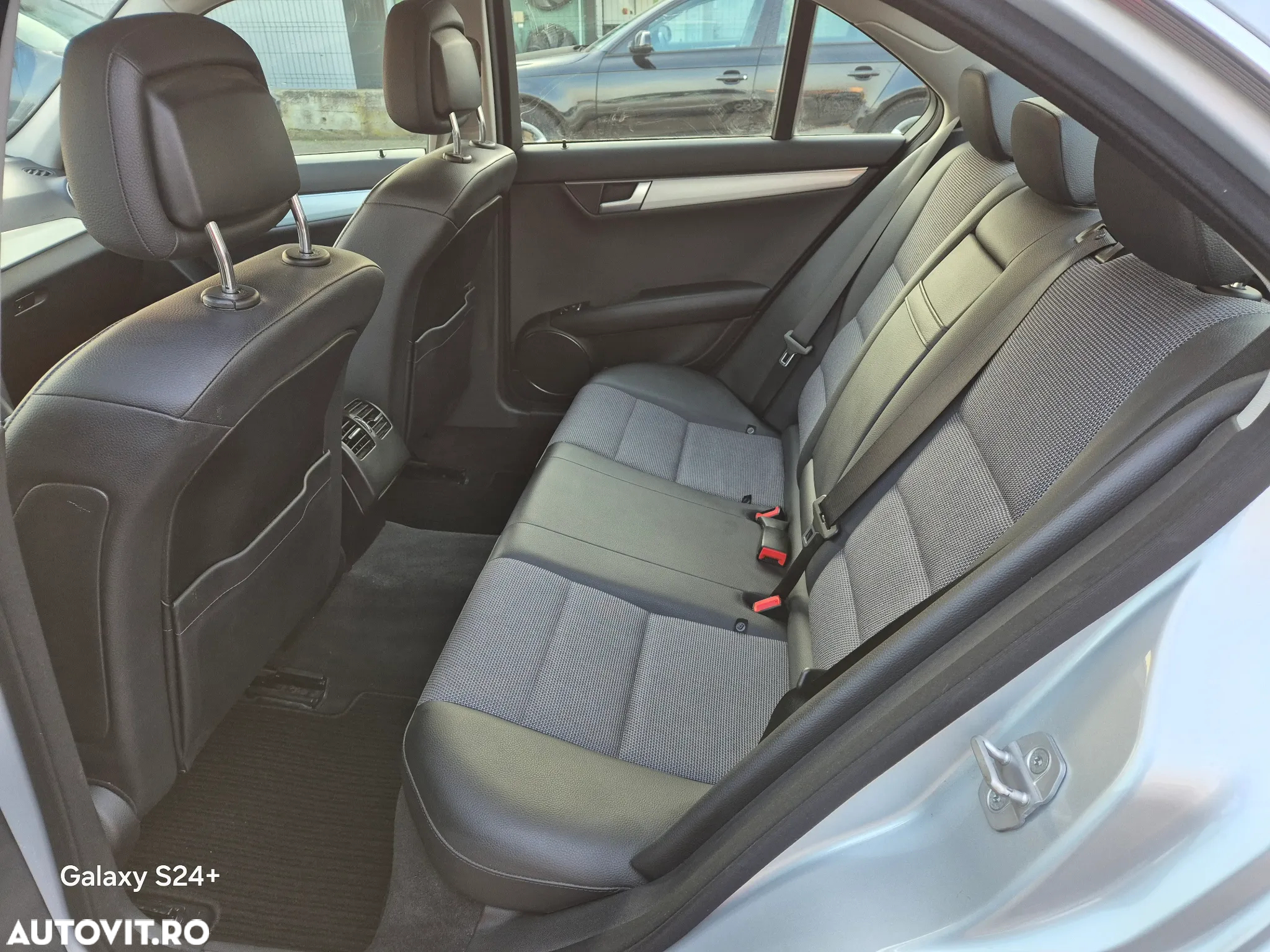 Mercedes-Benz C 220 T CDI DPF Automatik Avantgarde - 18