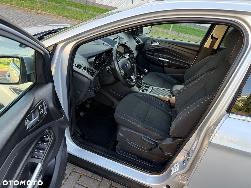 Ford Kuga - 5