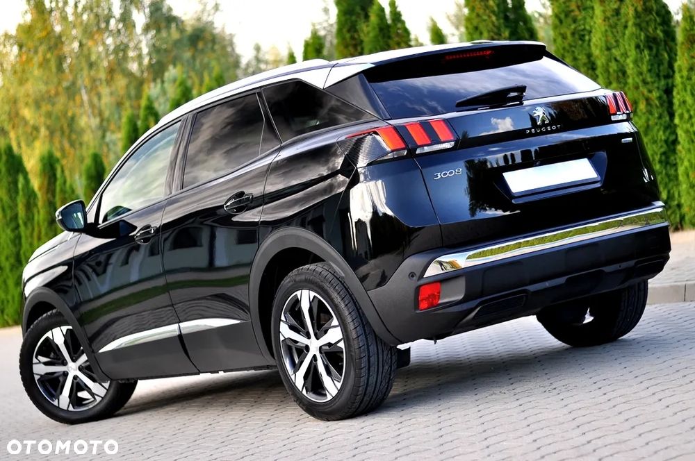 Peugeot 3008 1.2 PureTech Allure S&S - 9