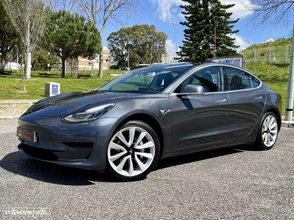 Tesla Model 3 - 2