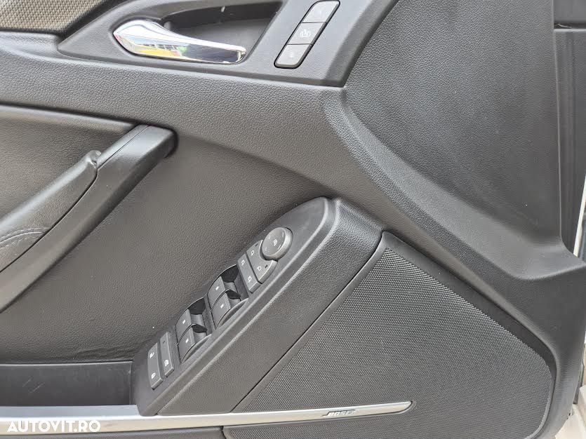 Cadillac CTS - 9