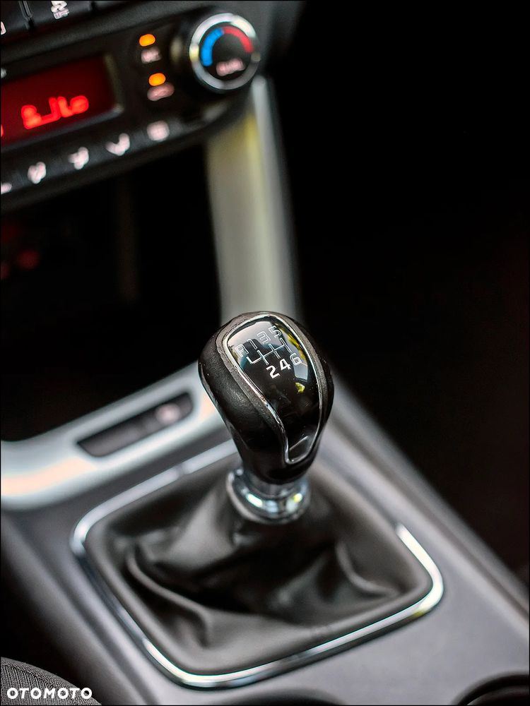 Kia Ceed - 30