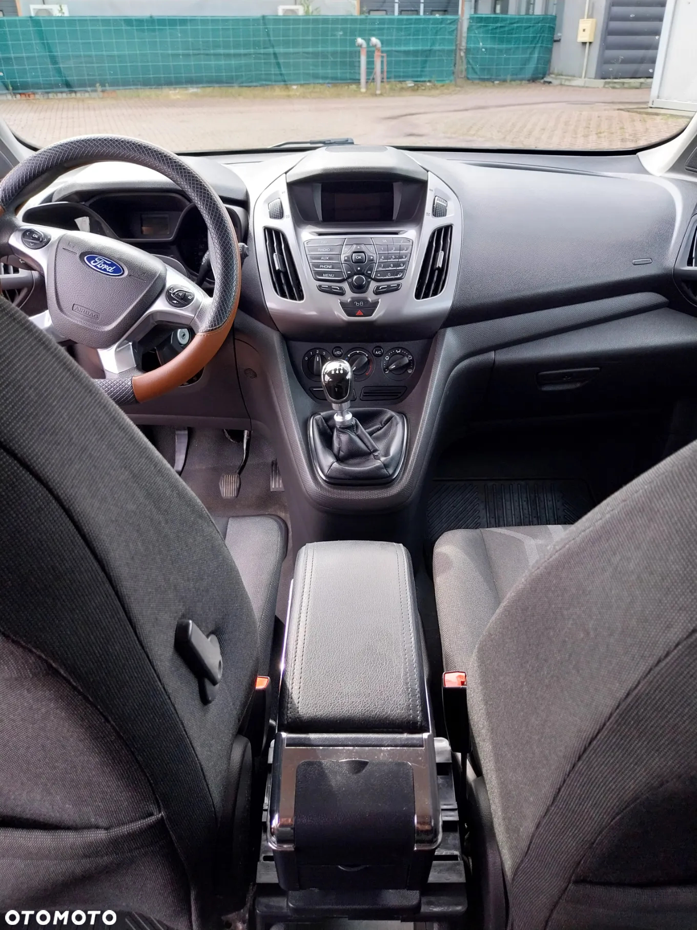 Ford Transit Connect - 10