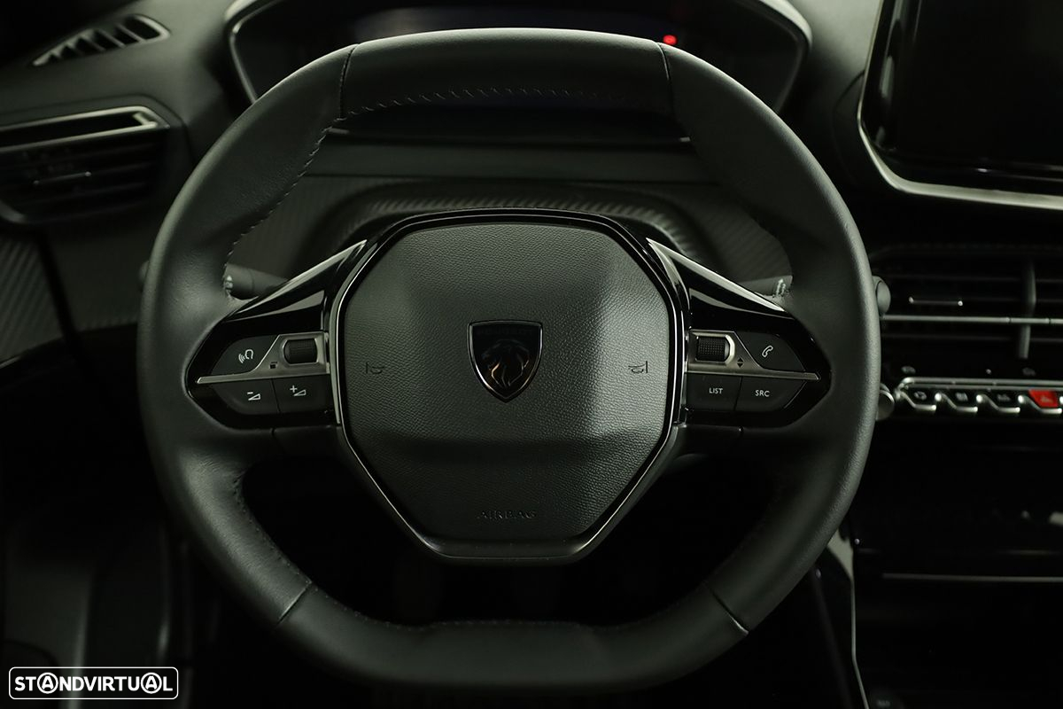 Peugeot 2008 1.2 PureTech Allure - 15
