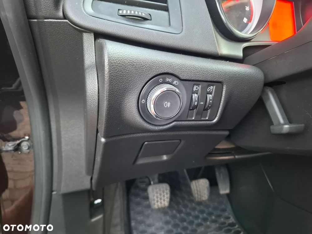 Opel Astra 1.4 T Energy EU6 - 24
