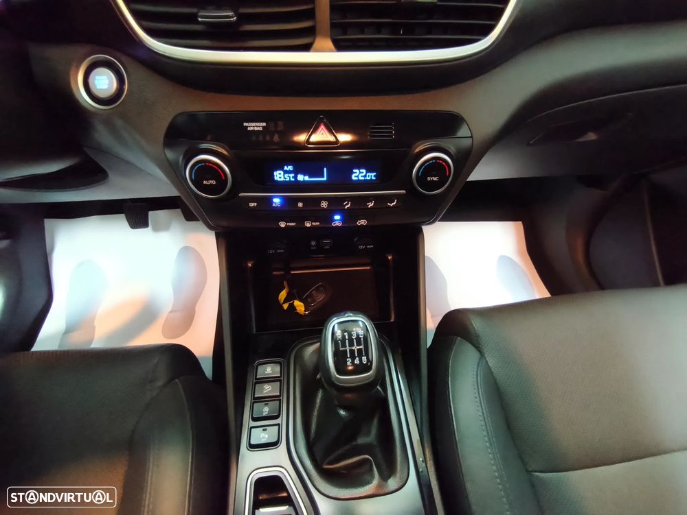 Hyundai Tucson 1.6 CRDi Premium+Pack Pele - 14