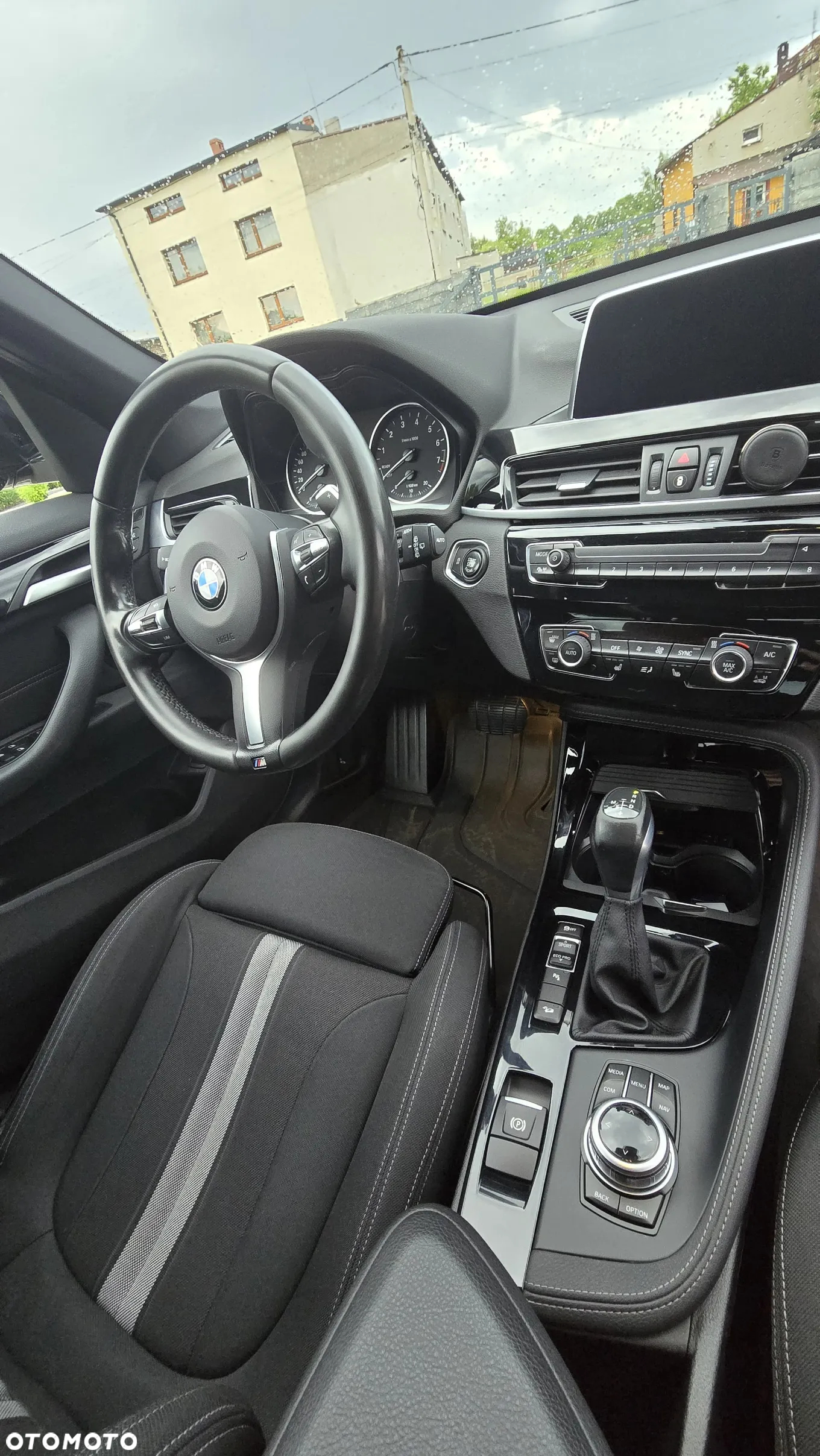 BMW X1 xDrive20i - 10