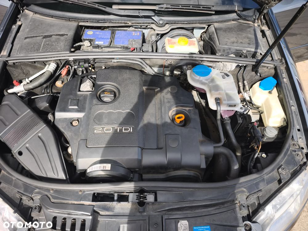 Audi A4 Avant 2.0 TDI - 33