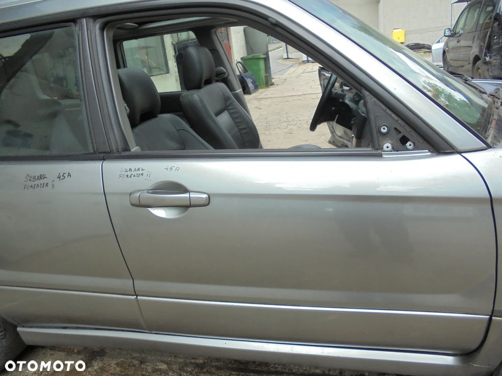 Subaru forester II SG drzwi przednie prawe kompletne prawe/lewe - 1