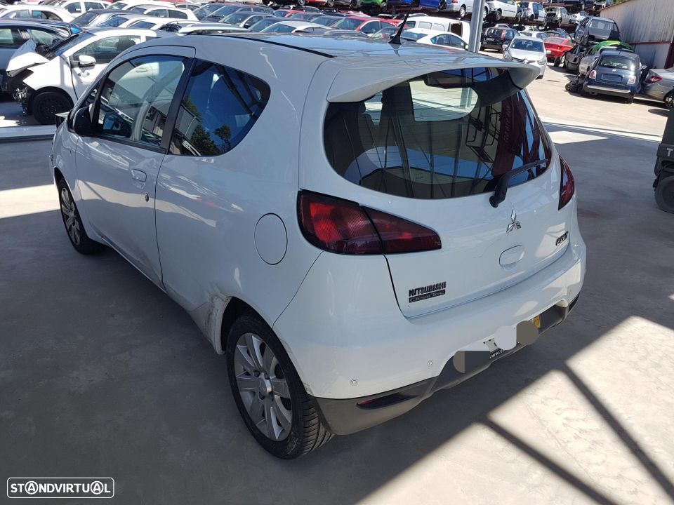 Mitsubishi Colt 2011 para peças - 1