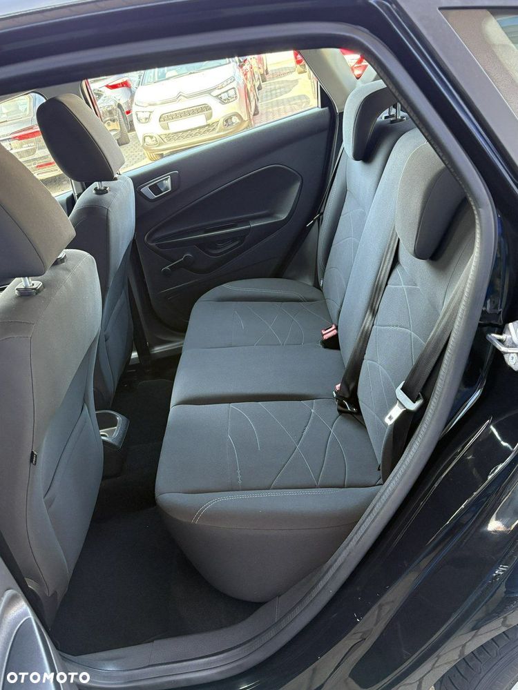 Ford Fiesta - 15