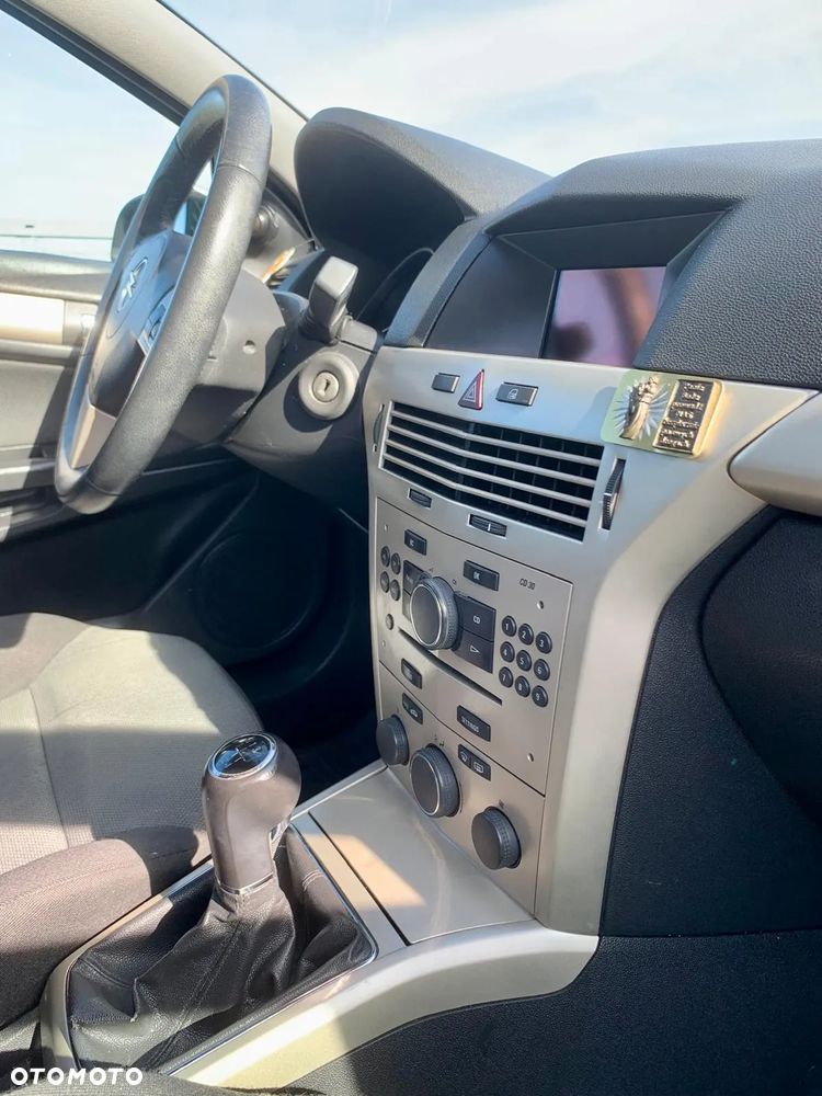 Opel Astra - 8