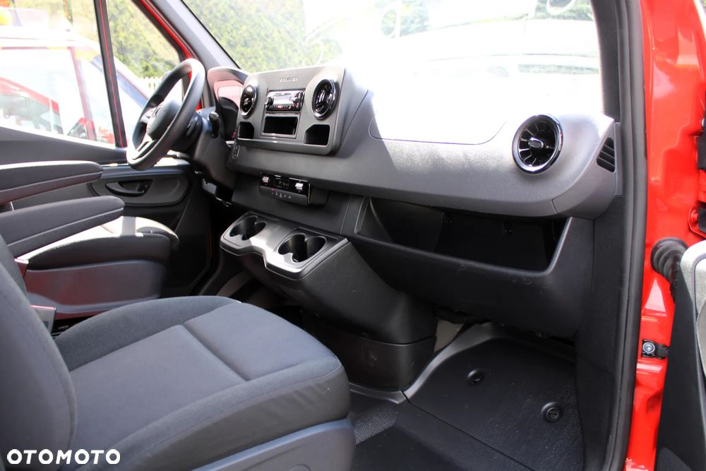 Mercedes-Benz SPRINTER 319CDI automat - 25