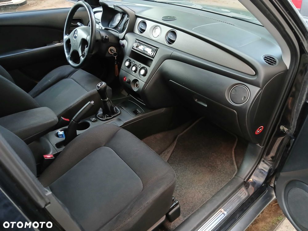 Mitsubishi Outlander - 6