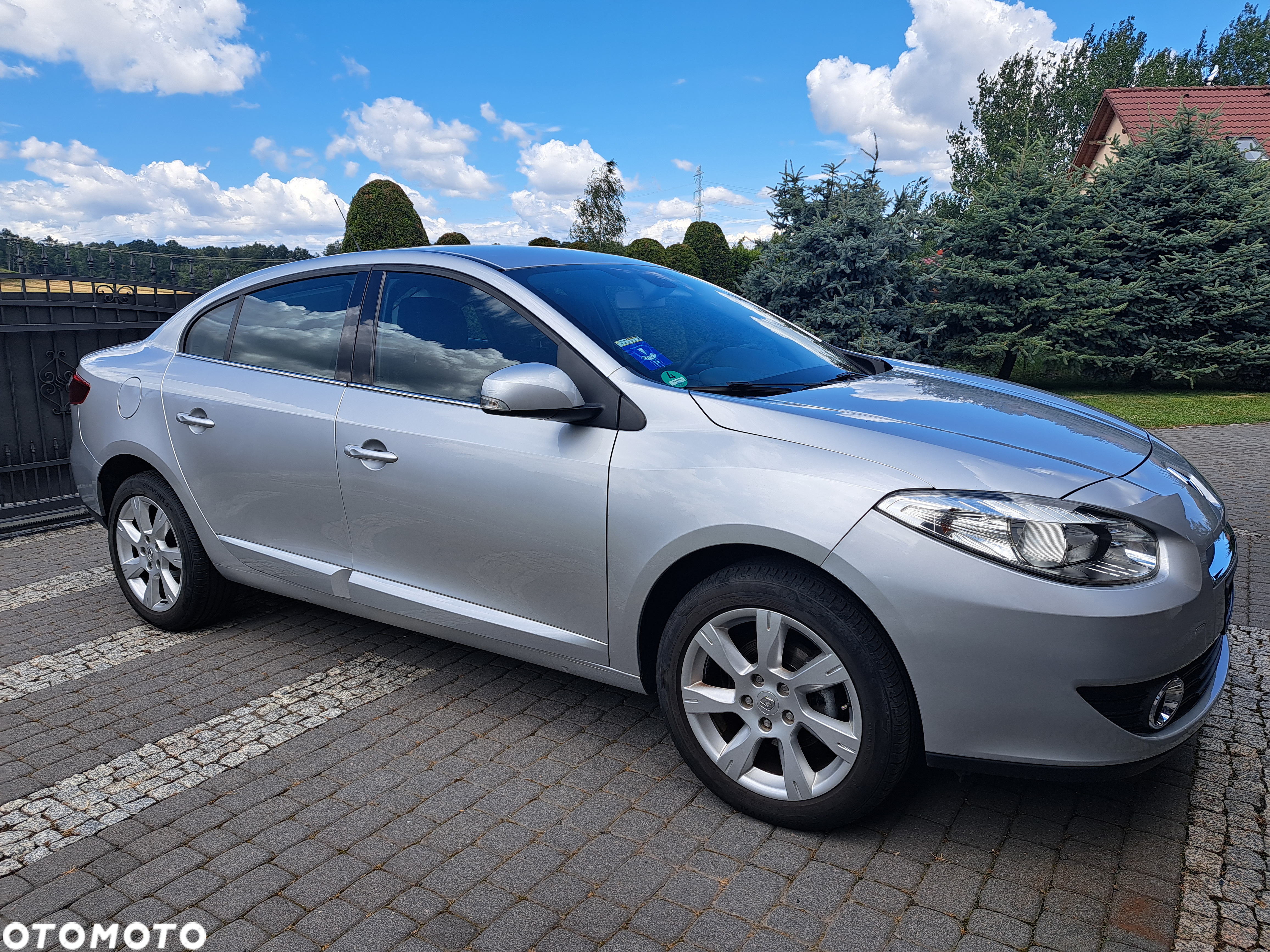 Renault Fluence 2.0 16V 140 Dynamique - 2